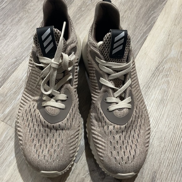 Adidas AlphaBounce Men’s 6 1/2  GREAT SHAPE🤗 - Picture 9 of 10